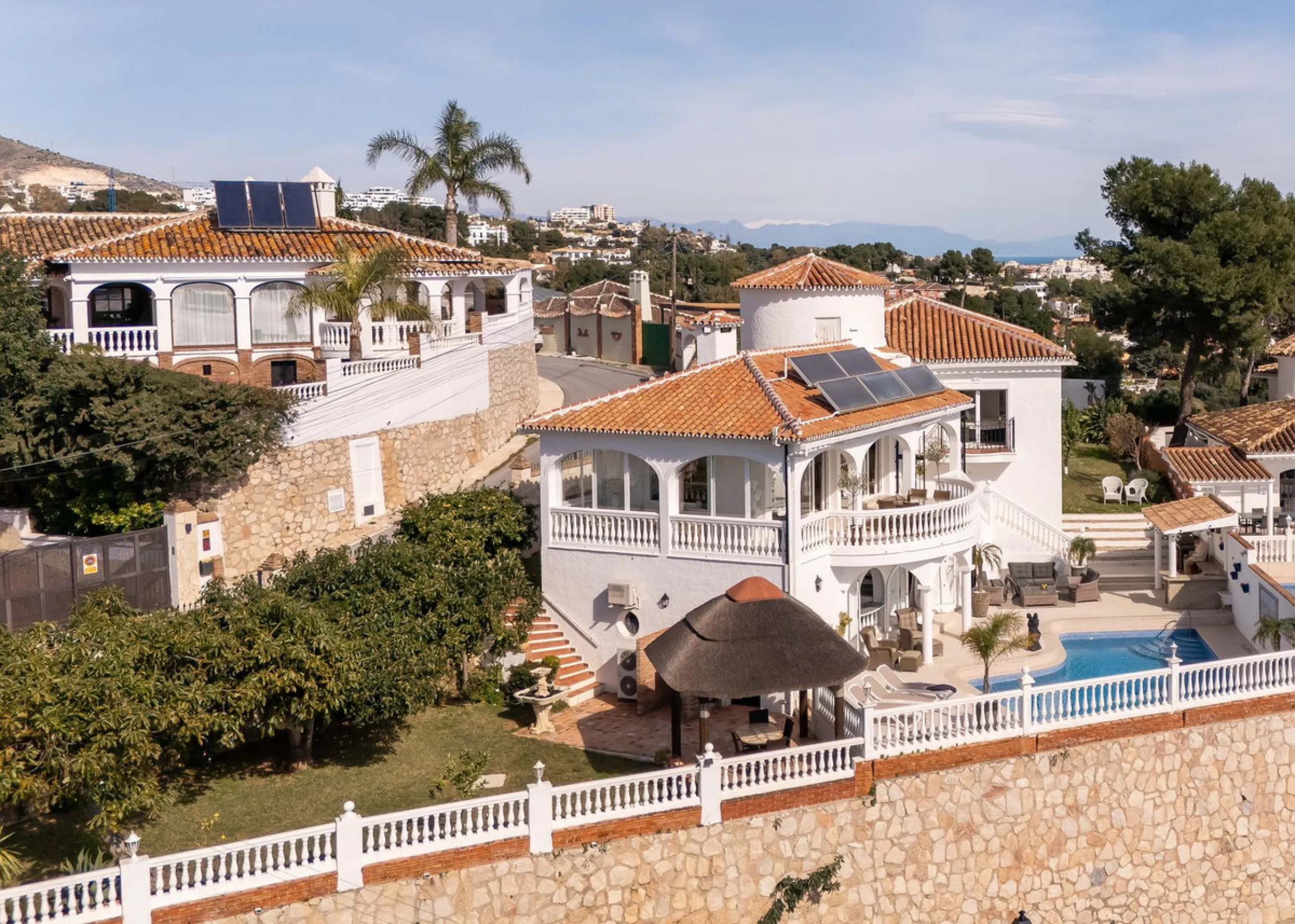 **Stunning Villa with Panoramic Sea Views in La Capellania, Benalmádena**