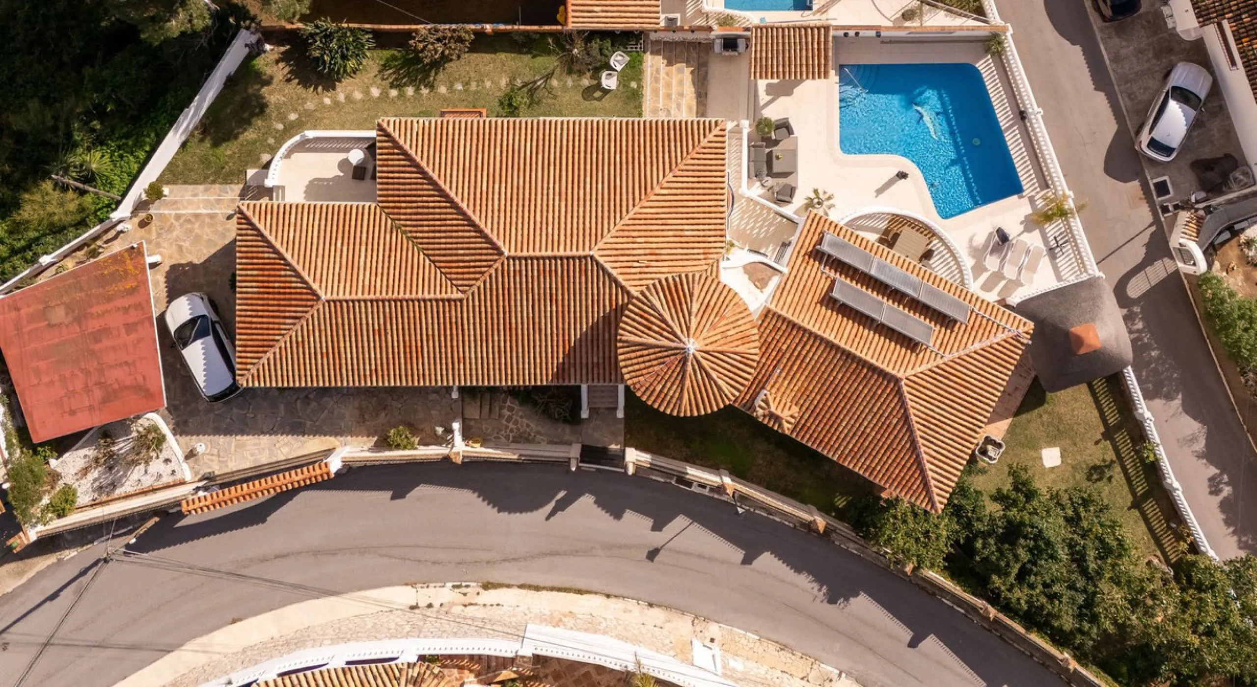 **Stunning Villa with Panoramic Sea Views in La Capellania, Benalmádena**