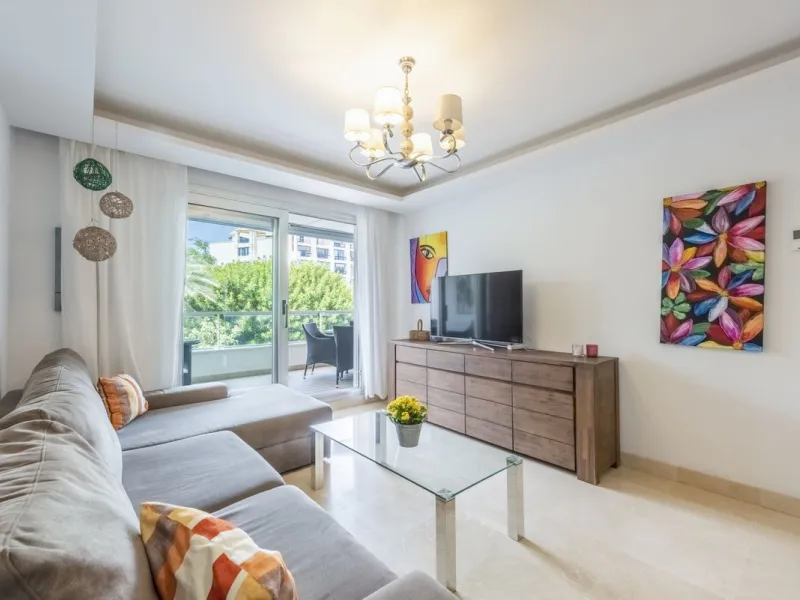 Modern apartment in prime location with tourist license