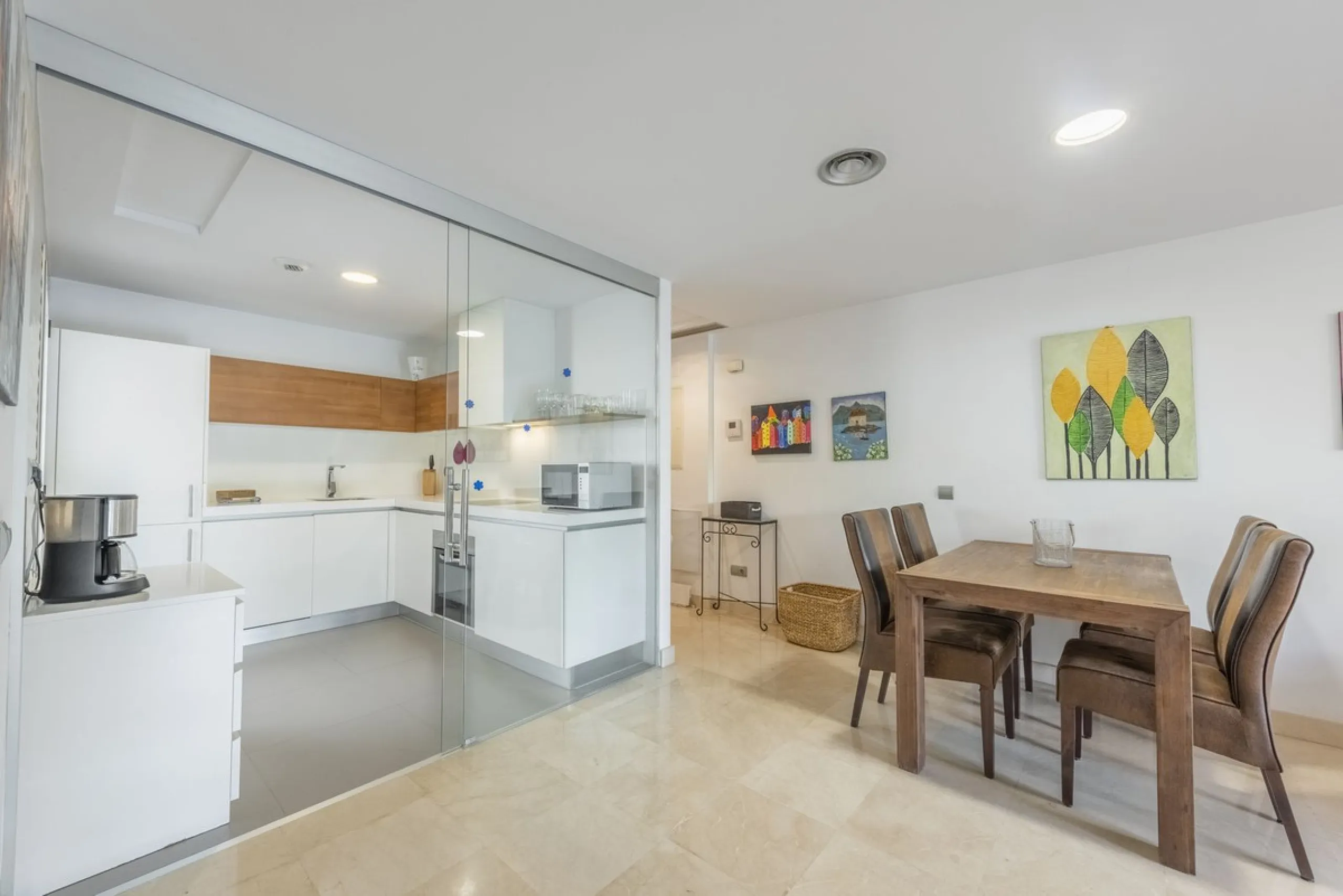 Modern apartment in prime location with tourist license