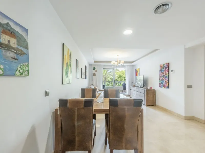 Modern apartment in prime location with tourist license