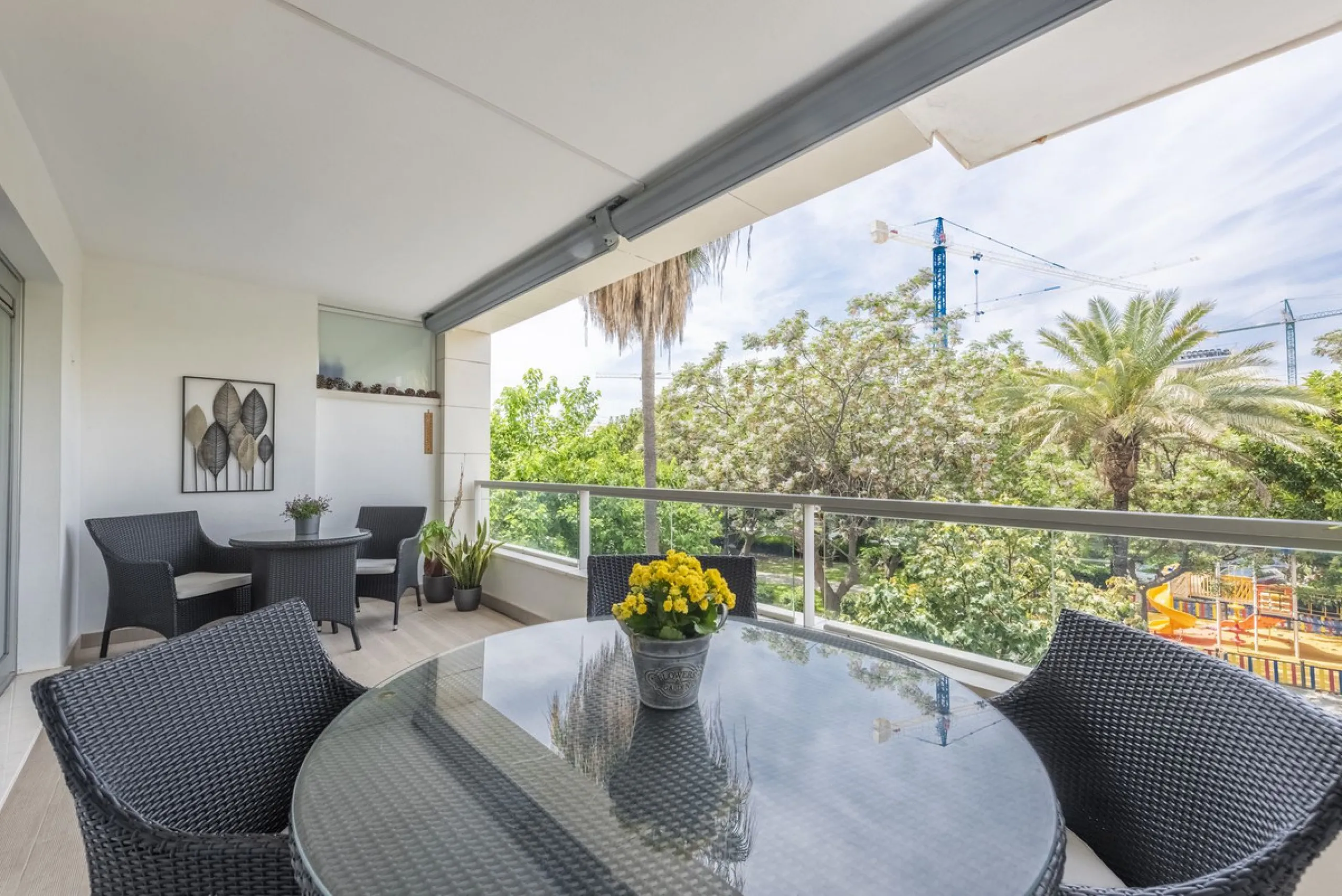 Modern apartment in prime location with tourist license