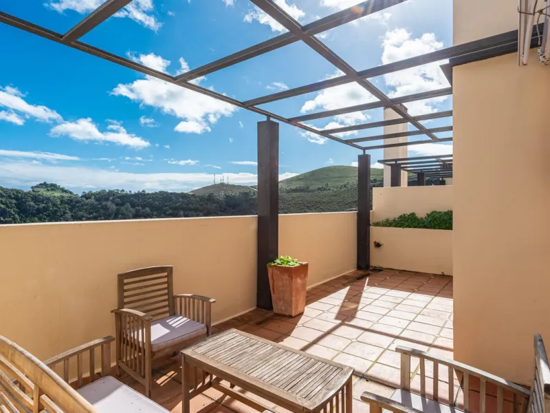 Exclusive 4-bedroom property in El Casar, Benahavís