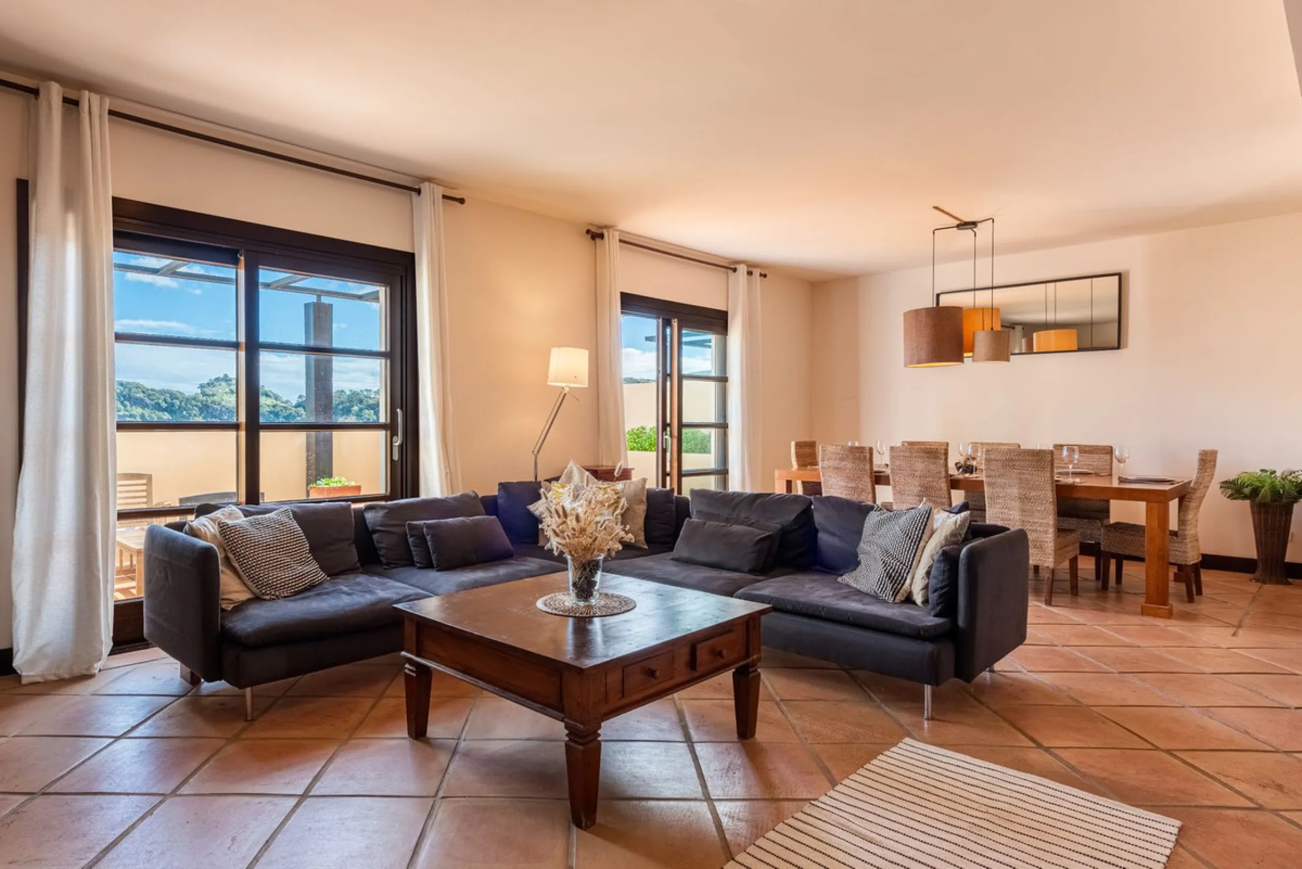 Exclusive 4-bedroom property in El Casar, Benahavís