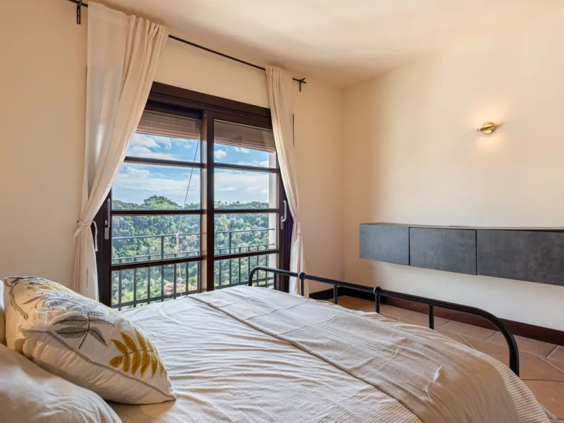 Exclusive 4-bedroom property in El Casar, Benahavís