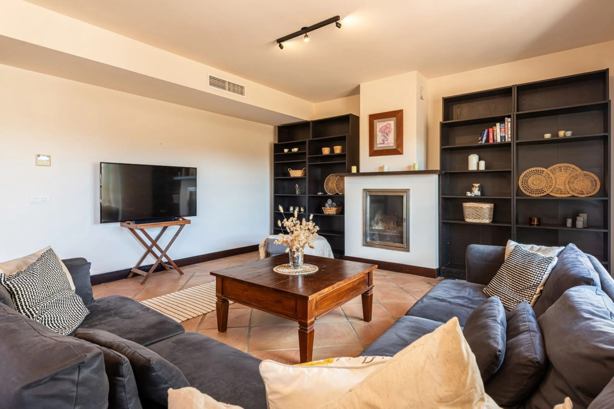 Exclusive 4-bedroom property in El Casar, Benahavís