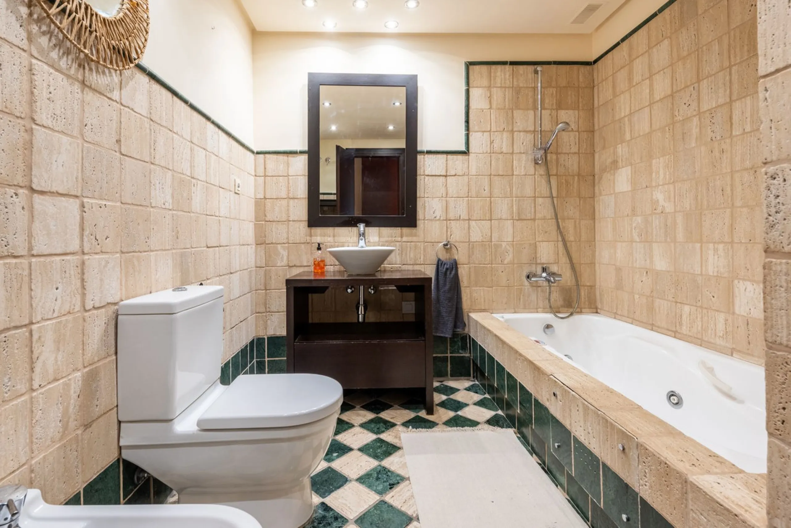 Exclusive 4-bedroom property in El Casar, Benahavís
