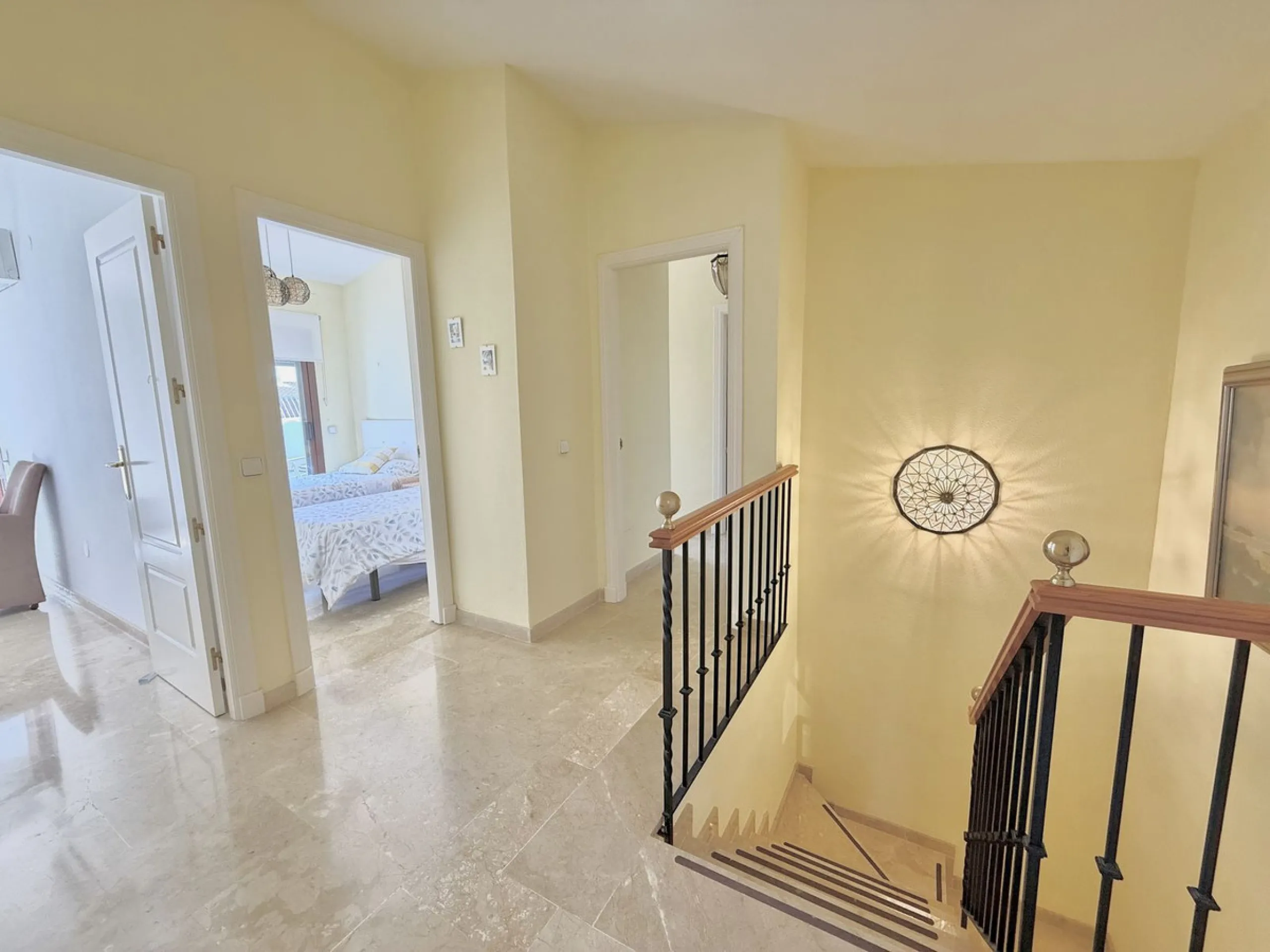 **EXCLUSIVE DUPLEX PENTHOUSE IN LAS LOMAS DE MARBELLA CLUB – PANORAMIC SEA & MOUNTAIN VIEWS**