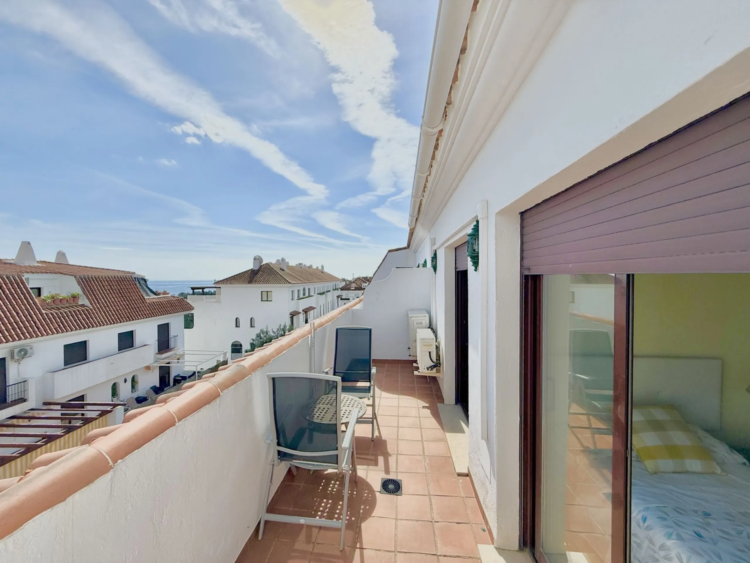 **EXCLUSIVE DUPLEX PENTHOUSE IN LAS LOMAS DE MARBELLA CLUB – PANORAMIC SEA & MOUNTAIN VIEWS**