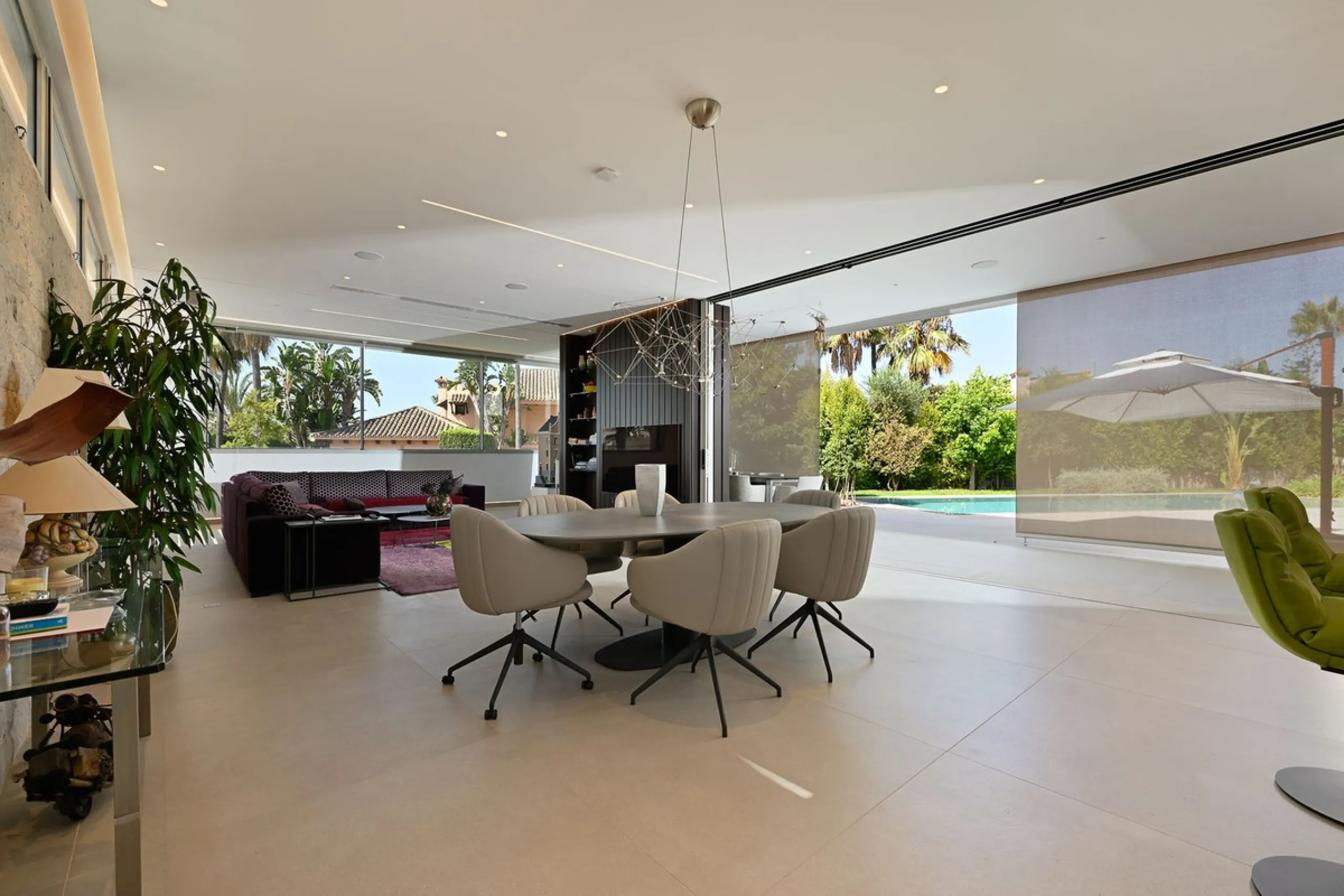 Located in the highly sought-after residential area of Marbesa, just a short stroll from the beach, this stunning villa combines contemporary design with ultimate comfort. Built in 2023 and completed in 2024 to the highest standards, it offers everything 