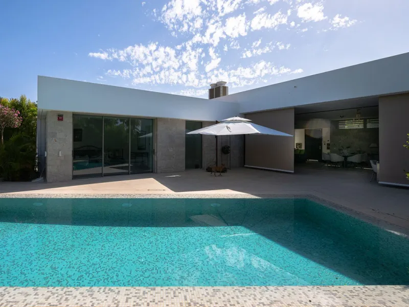 Located in the highly sought-after residential area of Marbesa, just a short stroll from the beach, this stunning villa combines contemporary design with ultimate comfort. Built in 2023 and completed in 2024 to the highest standards, it offers everything 