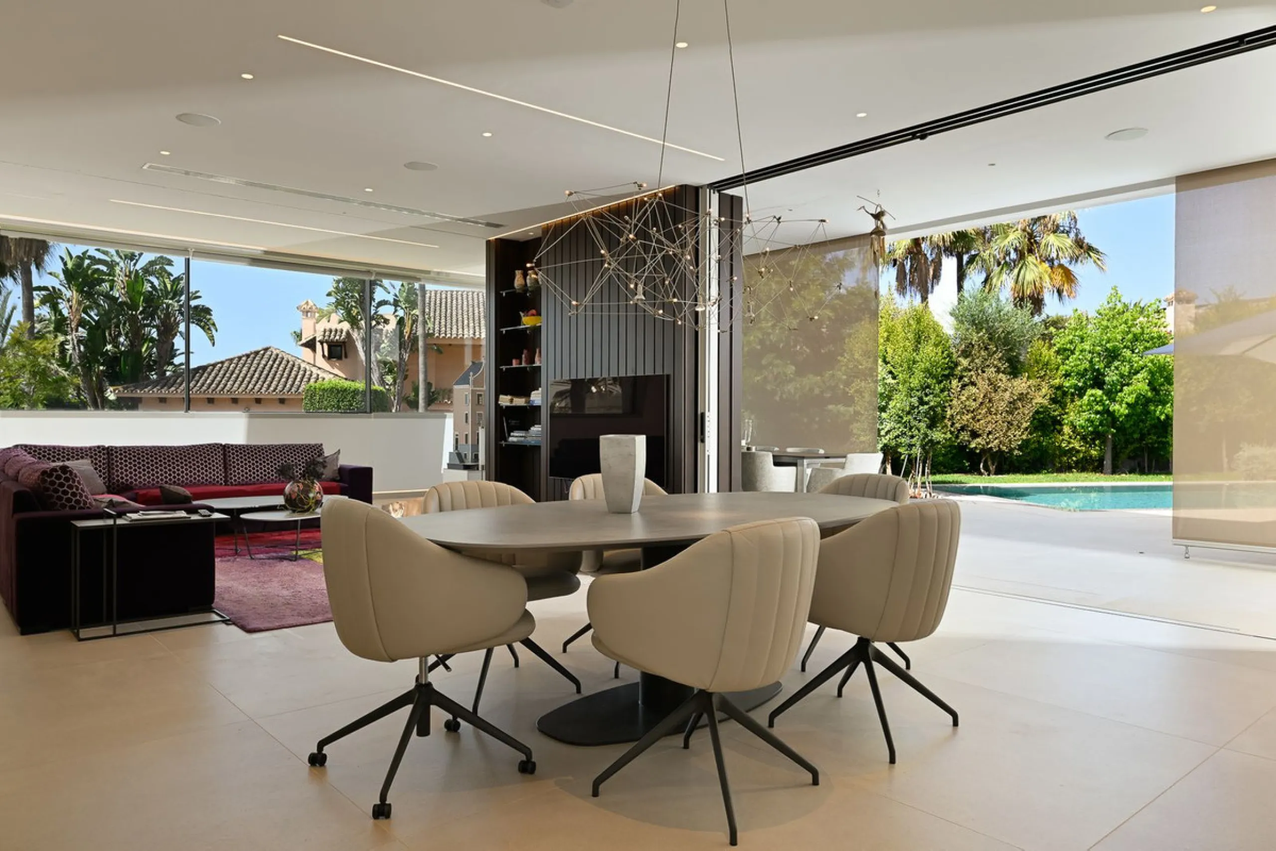 Located in the highly sought-after residential area of Marbesa, just a short stroll from the beach, this stunning villa combines contemporary design with ultimate comfort. Built in 2023 and completed in 2024 to the highest standards, it offers everything 