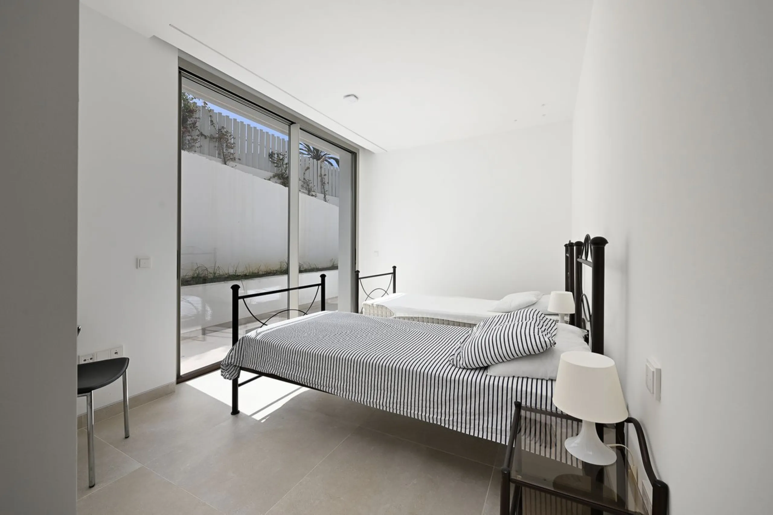 Located in the highly sought-after residential area of Marbesa, just a short stroll from the beach, this stunning villa combines contemporary design with ultimate comfort. Built in 2023 and completed in 2024 to the highest standards, it offers everything 