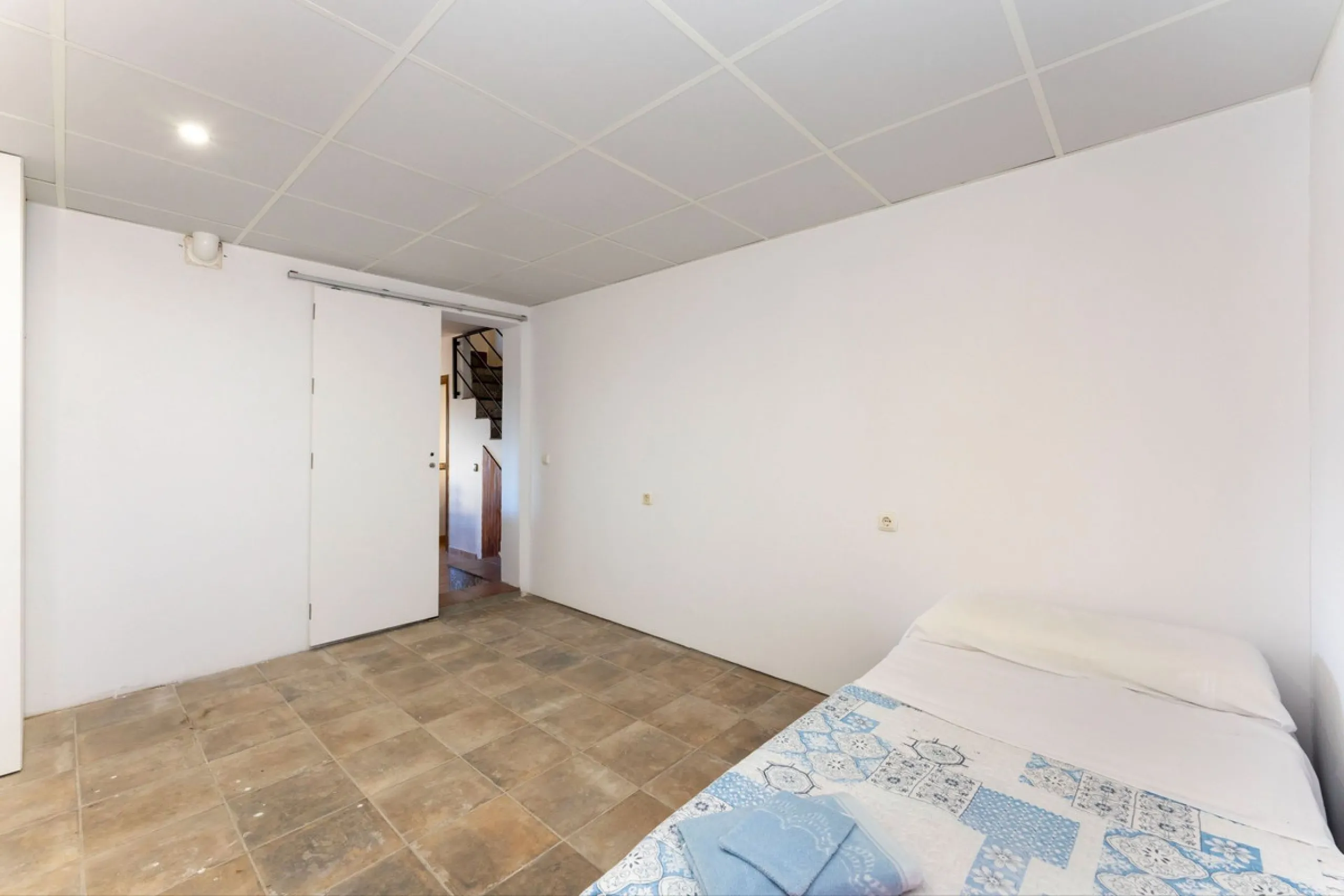 House - Finca - Cortijo в продаже в Coín, Málaga. В доме 3 спален и 2 ванных комнат. Площадь дома 71 м². Площадь участка 929 м²