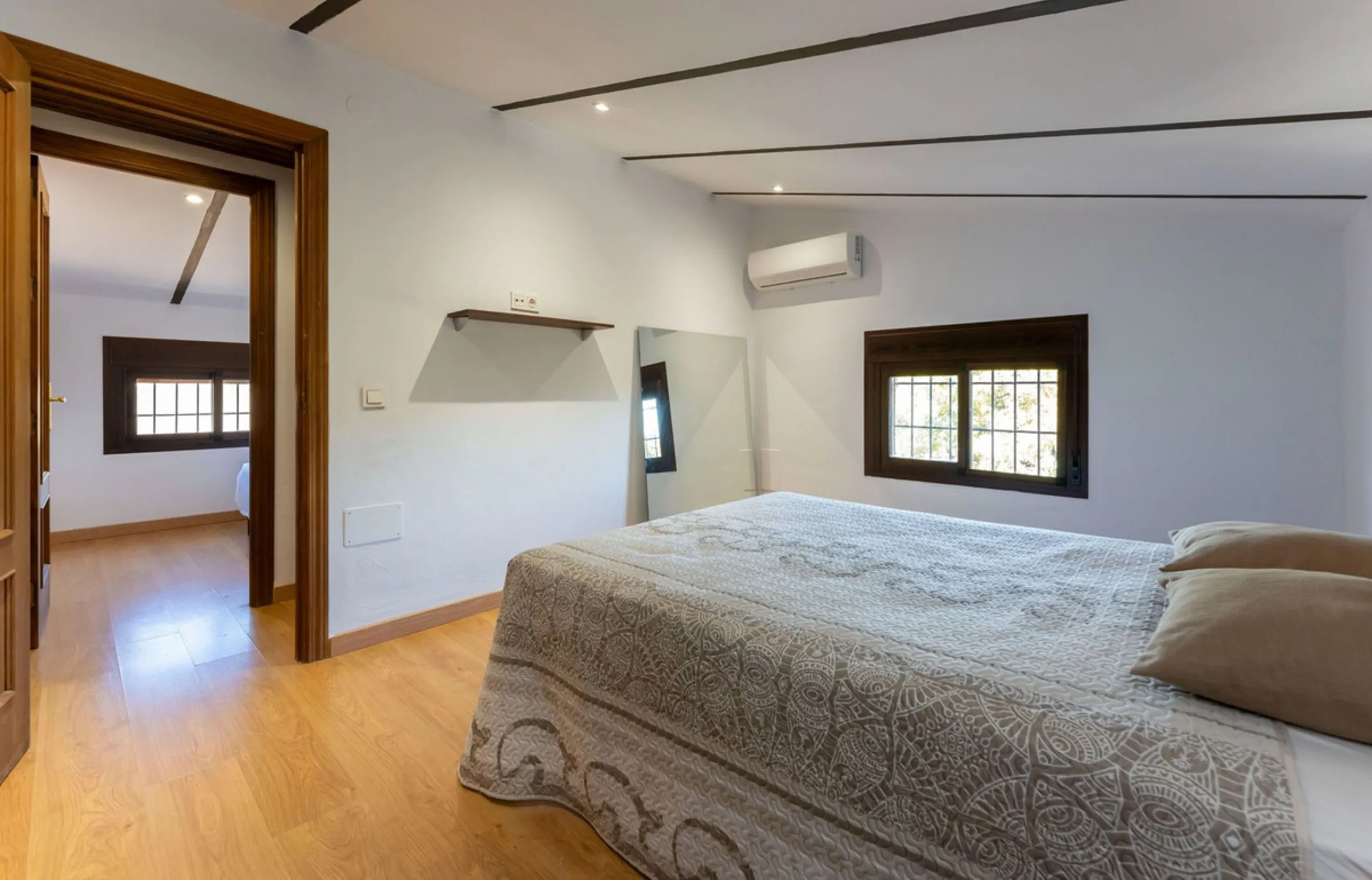 House - Finca - Cortijo в продаже в Coín, Málaga. В доме 3 спален и 2 ванных комнат. Площадь дома 71 м². Площадь участка 929 м²