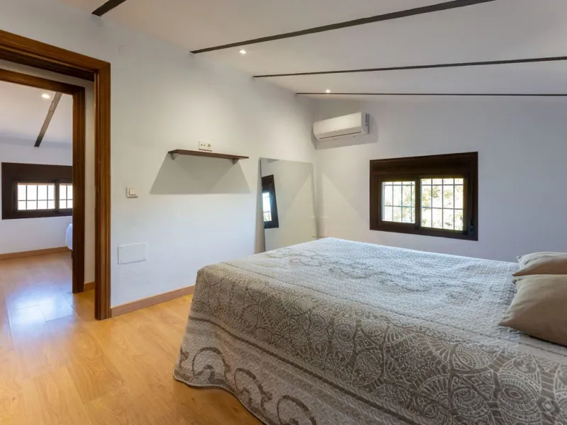 House - Finca - Cortijo в продаже в Coín, Málaga. В доме 3 спален и 2 ванных комнат. Площадь дома 71 м². Площадь участка 929 м²