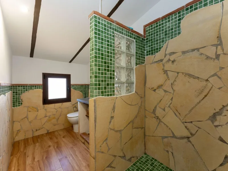 House - Finca - Cortijo в продаже в Coín, Málaga. В доме 3 спален и 2 ванных комнат. Площадь дома 71 м². Площадь участка 929 м²