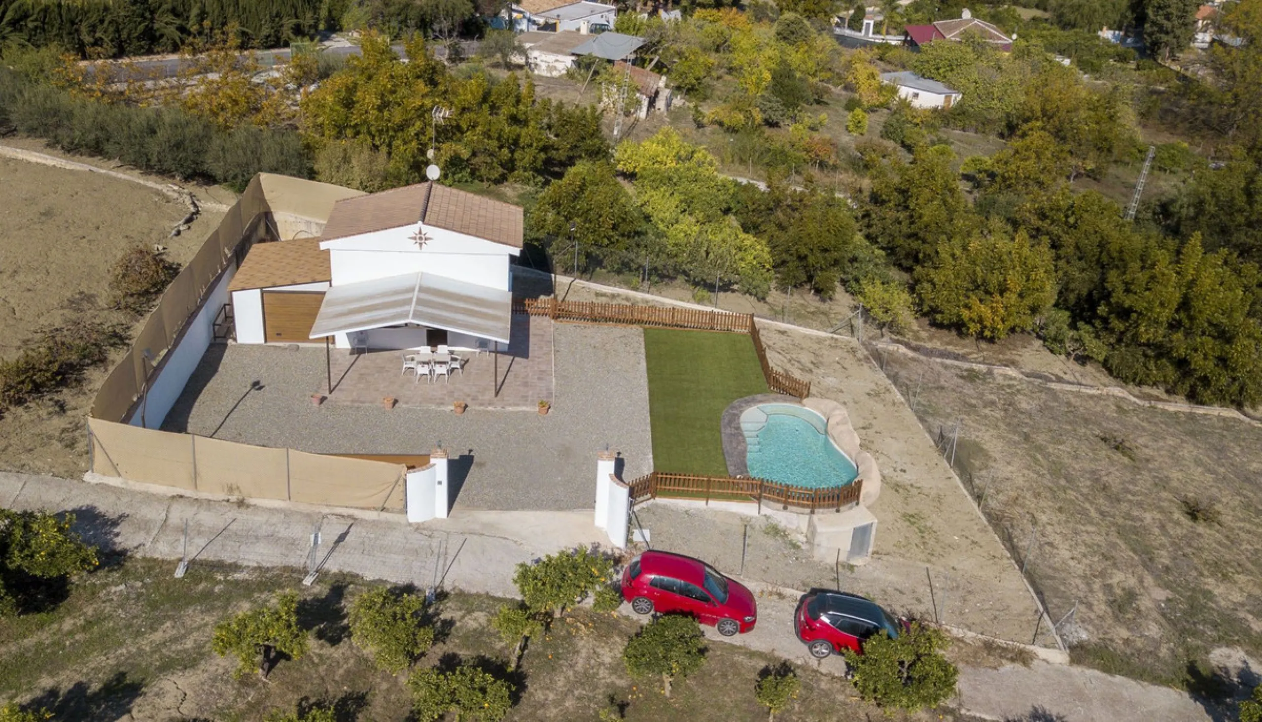 House - Finca - Cortijo в продаже в Coín, Málaga. В доме 3 спален и 2 ванных комнат. Площадь дома 71 м². Площадь участка 929 м²