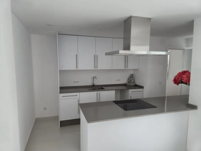**Apartment for Sale in Los Boliches - Your New Home by the Sea!**
