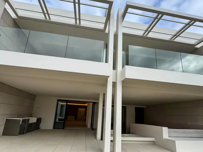 Beachfront Luxury Asset | Uno Residences Marbella | Marbella