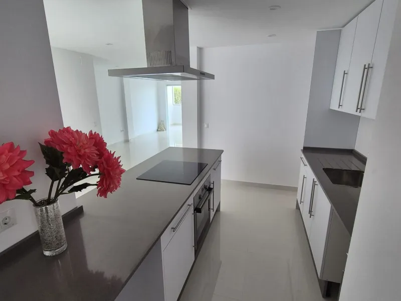 **Apartment for Sale in Los Boliches - Your New Home by the Sea!**