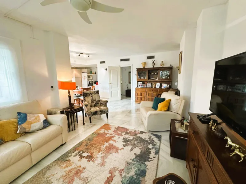 Prime location & excellent amenities, this ground floor 3 bedroom apartment is situated in the sought-after Los Naranjos de Marbella, within the prestigious area of Nueva Andalucia, Marbella. Benefiting from close proximity to a variety of amenities, incl