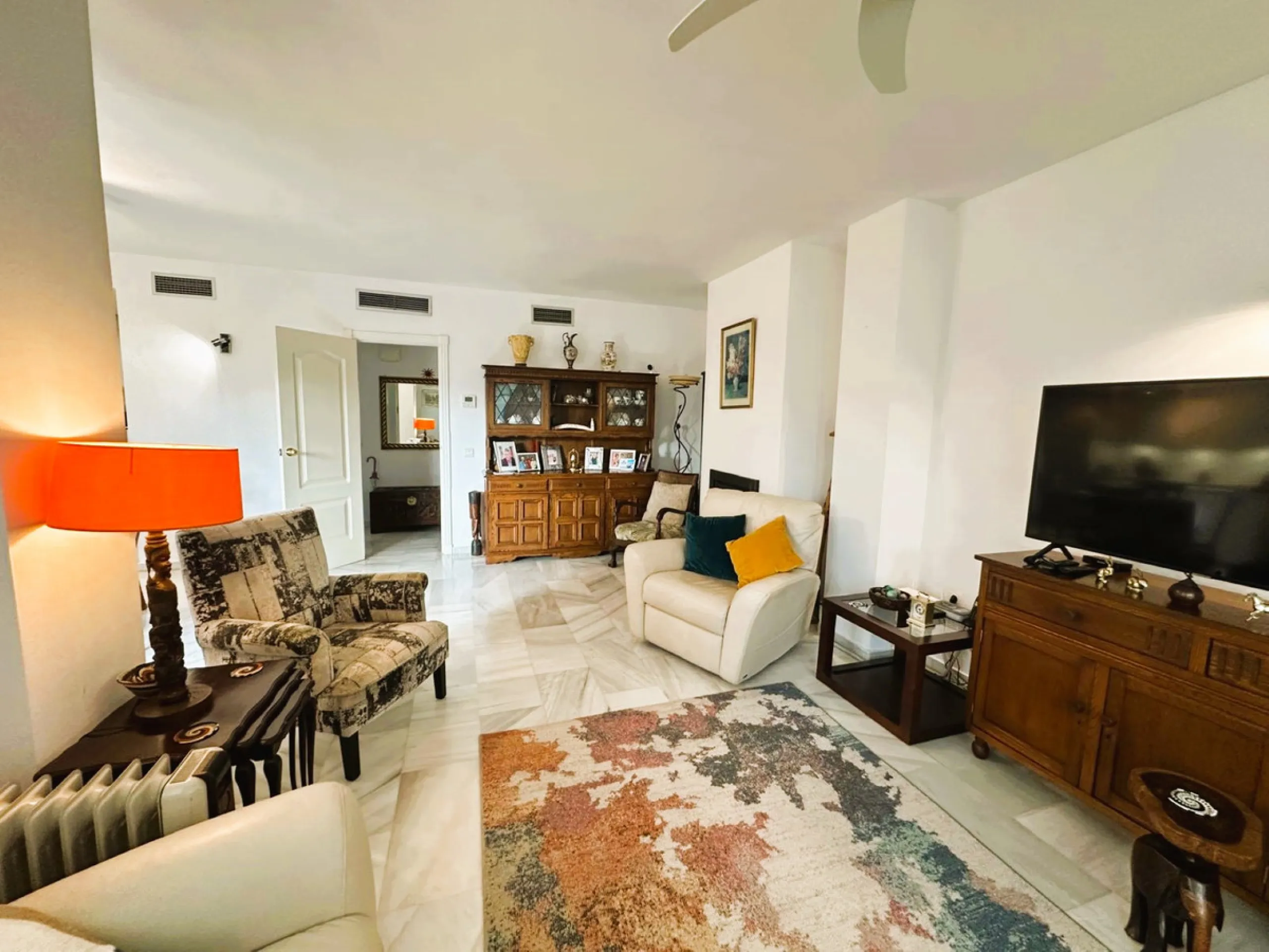 Prime location & excellent amenities, this ground floor 3 bedroom apartment is situated in the sought-after Los Naranjos de Marbella, within the prestigious area of Nueva Andalucia, Marbella. Benefiting from close proximity to a variety of amenities, incl