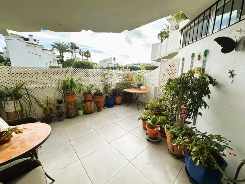 Prime location & excellent amenities, this ground floor 3 bedroom apartment is situated in the sought-after Los Naranjos de Marbella, within the prestigious area of Nueva Andalucia, Marbella. Benefiting from close proximity to a variety of amenities, incl