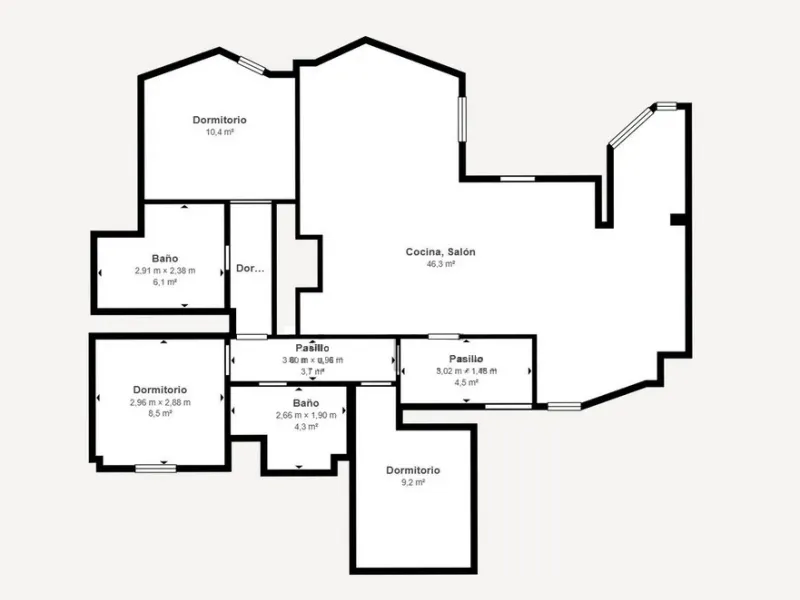 Prime location & excellent amenities, this ground floor 3 bedroom apartment is situated in the sought-after Los Naranjos de Marbella, within the prestigious area of Nueva Andalucia, Marbella. Benefiting from close proximity to a variety of amenities, incl