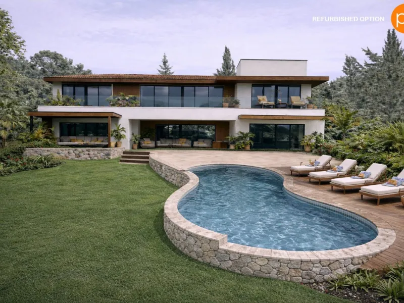 This elegant detached villa is located in the exclusive Marbesa area, situated in East Marbella. It is an ideal property for those seeking a tranquil residential environment by the sea, combining privacy with proximity to both the beach and the main servi