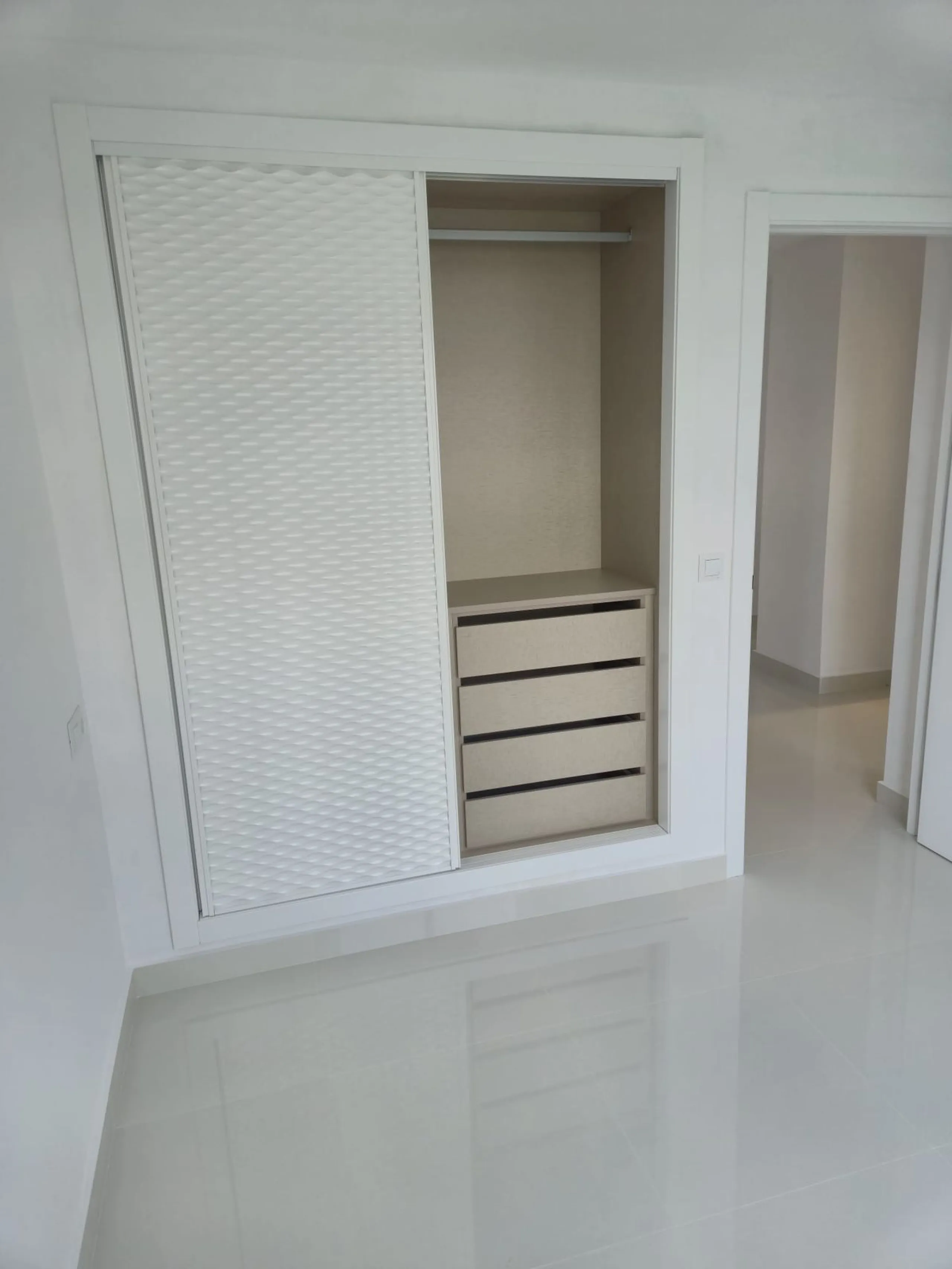 **Apartment for Sale in Los Boliches - Your New Home by the Sea!**
