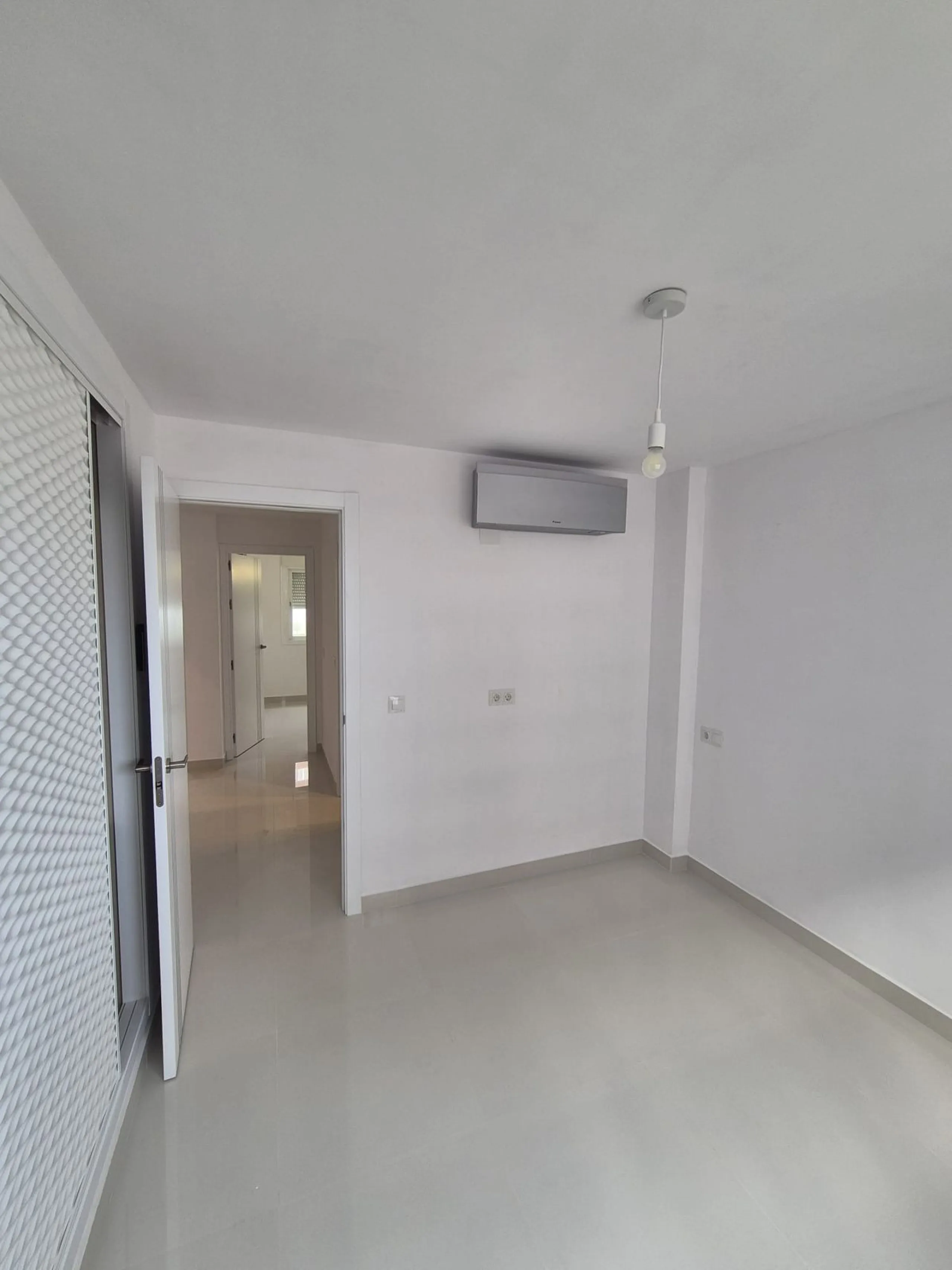 **Apartment for Sale in Los Boliches - Your New Home by the Sea!**