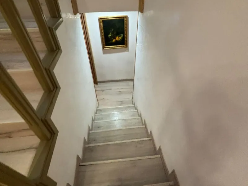 A beautiful three-storey townhouse for sale, located in one of the most pleasant and sought-after areas of Cancelada. The property stands out for its spaciousness, practical layout and peaceful atmosphere, making it perfect for families or anyone seeking 