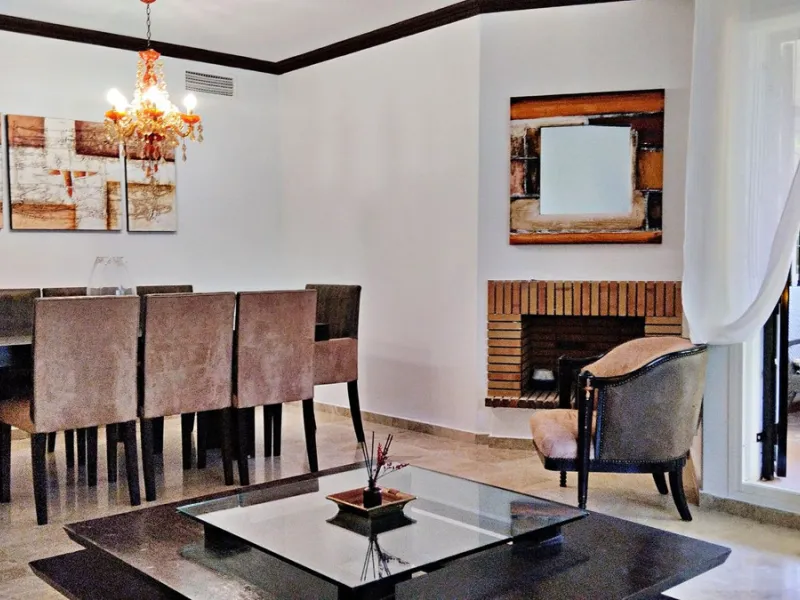 Stunning Ground Floor Apartment in Los Naranjos de Marbella
