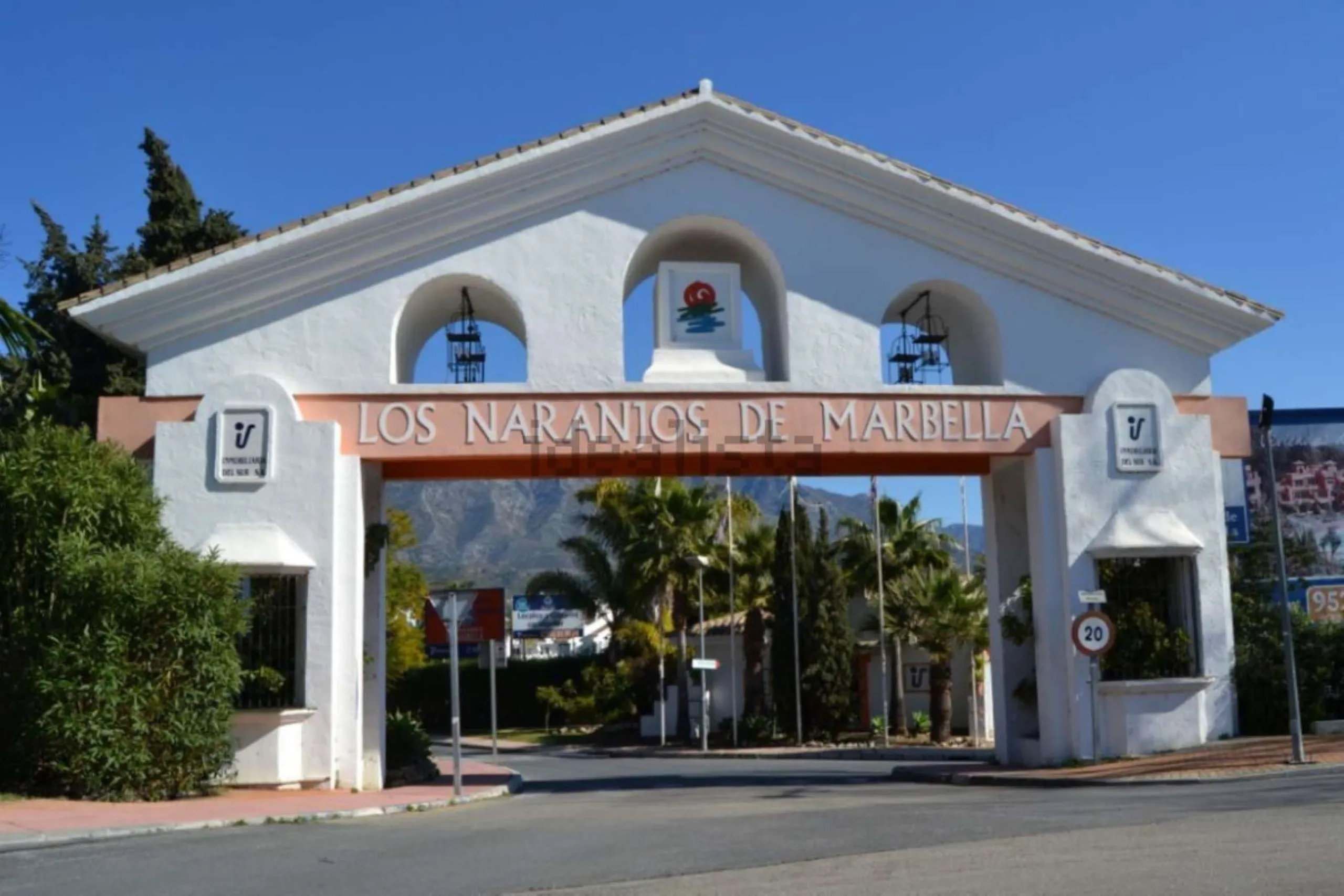Stunning Ground Floor Apartment in Los Naranjos de Marbella