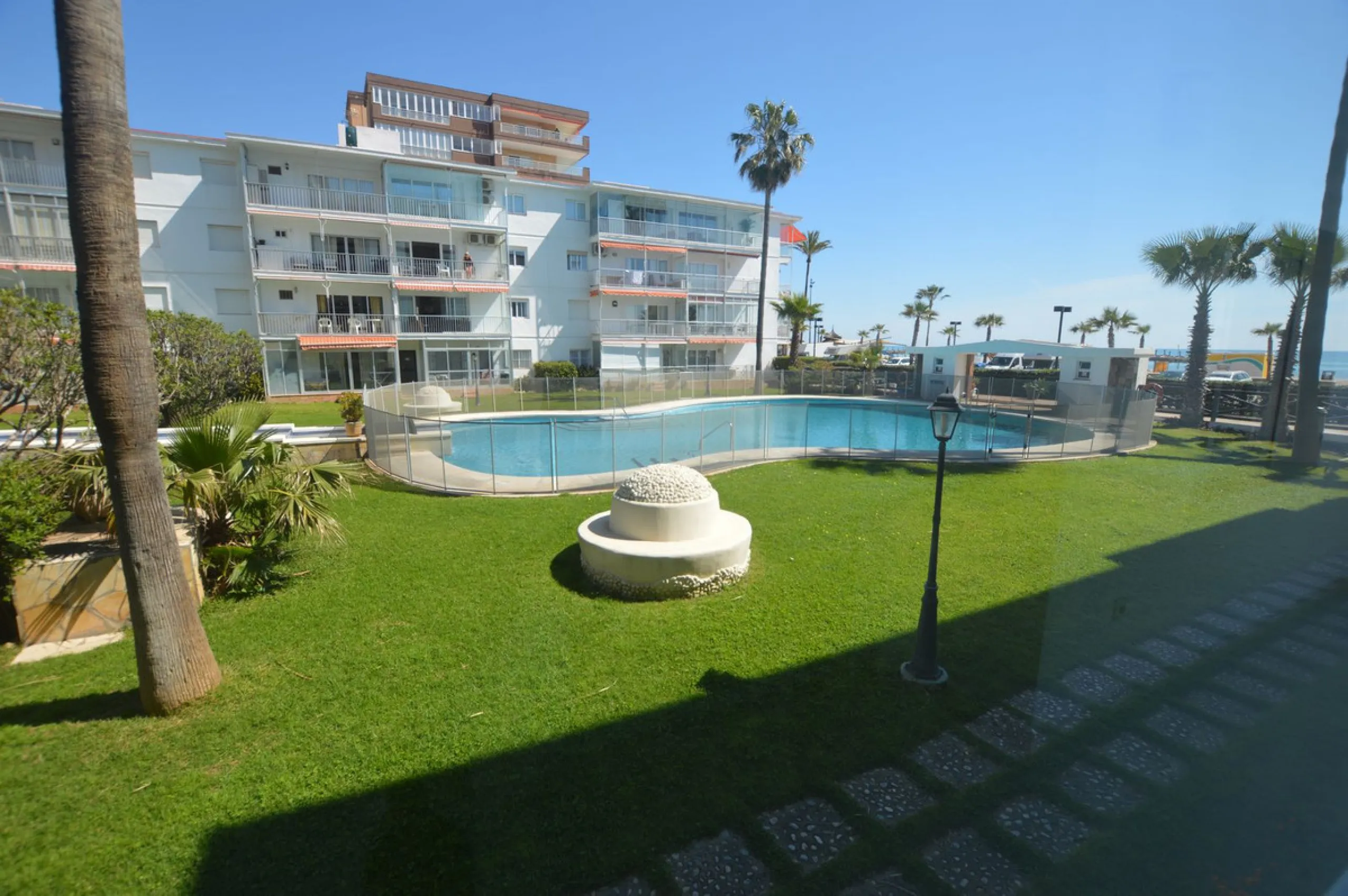 **Apartment for Sale in Los Boliches - Your New Home by the Sea!**