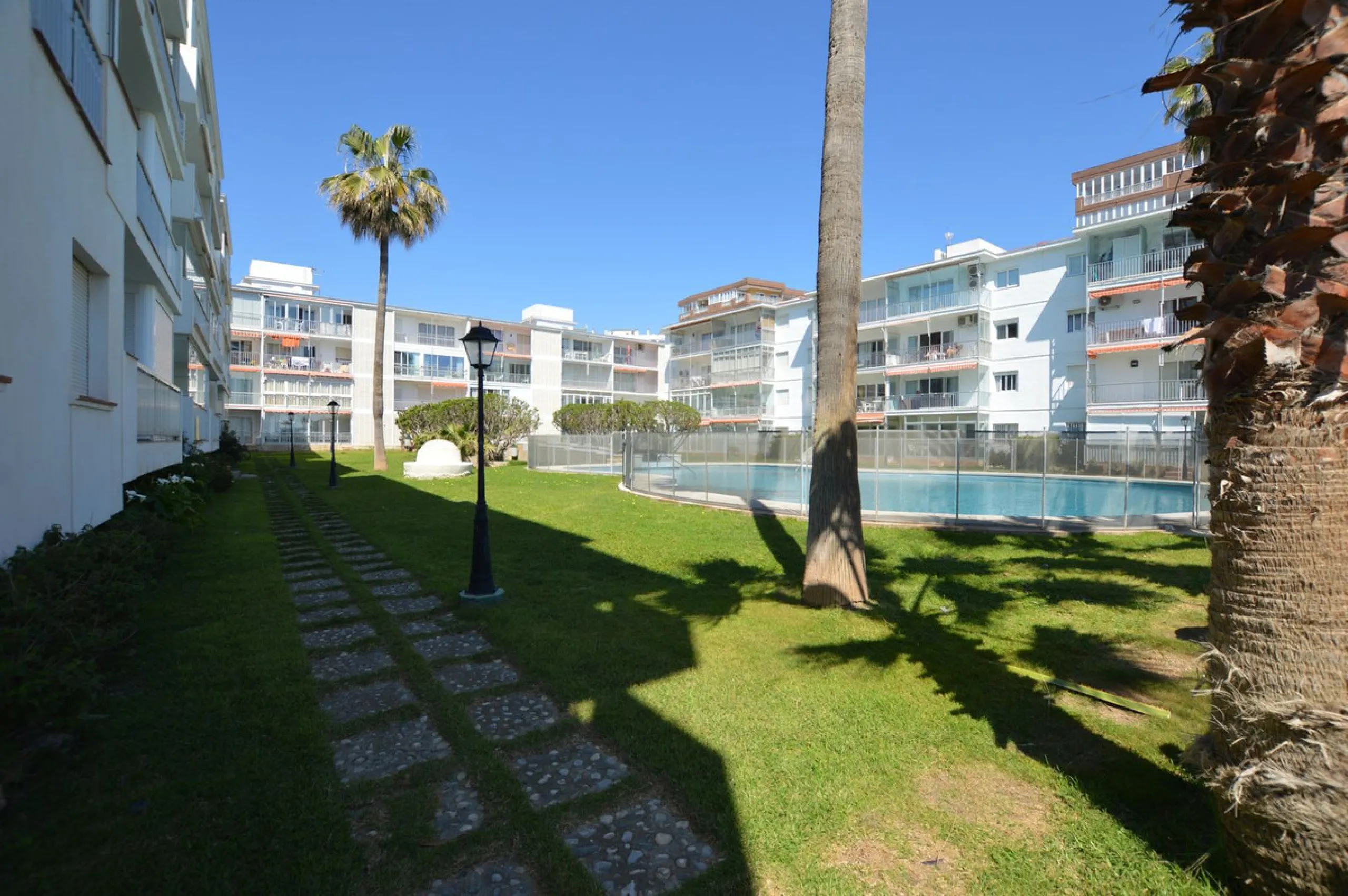 **Apartment for Sale in Los Boliches - Your New Home by the Sea!**