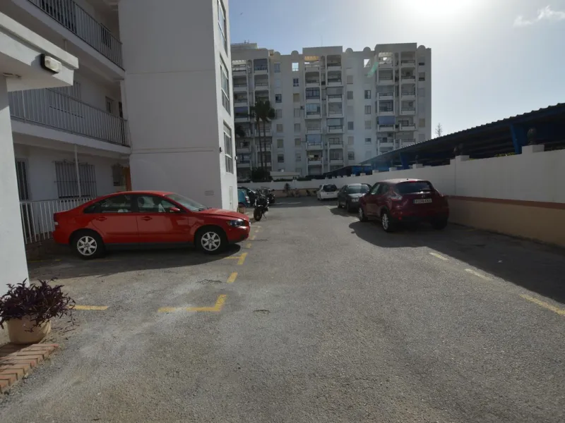 **Apartment for Sale in Los Boliches - Your New Home by the Sea!**
