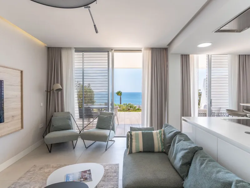 The Edge is an iconic, award-winning beachfront development, distinguished with First Prize for Best Architecture Multiple Property at the prestigious European Property Awards. This landmark project sets a new standard for contemporary coastal living, com