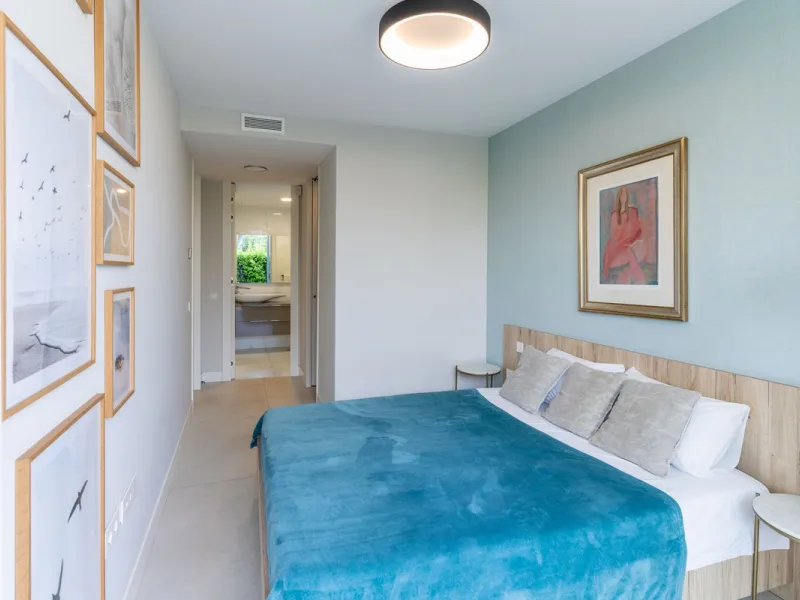 The Edge is an iconic, award-winning beachfront development, distinguished with First Prize for Best Architecture Multiple Property at the prestigious European Property Awards. This landmark project sets a new standard for contemporary coastal living, com