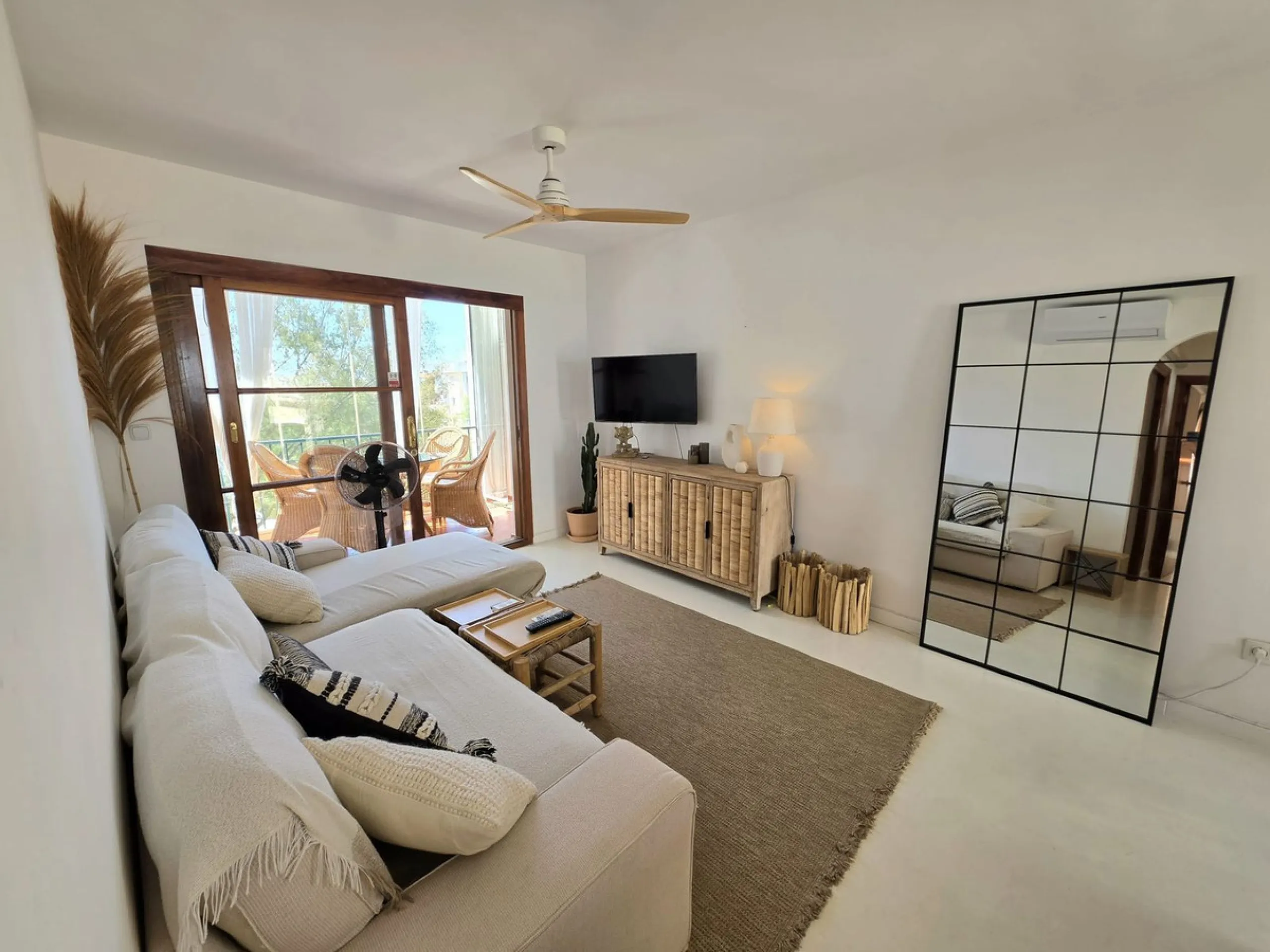 Top Floor Apartment for Sale in Torreblanca, Fuengirola