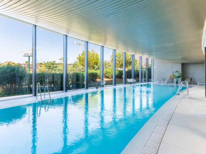 The Edge is an iconic, award-winning beachfront development, distinguished with First Prize for Best Architecture Multiple Property at the prestigious European Property Awards. This landmark project sets a new standard for contemporary coastal living, com
