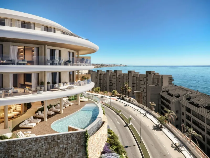 Luxury Sea View Apartments 100 m from the Beach in Carvajal, Fuengirola& & Contemporary Design and Coastal Tranquility& This exclusive new development of 44 luxury homes is located in Carvajal, Fuengirola, just 100 m from the beach. Designed to b