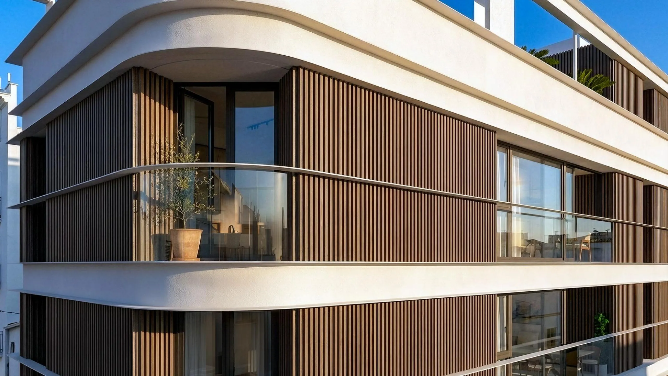 Boutique New Build Apartments in the Heart of Estepona Costa del Sol& & Exclusive Residential Building with Only Four Homes& This beautiful new build residential project consists of just four exclusive homes located in a privileged urban setting 