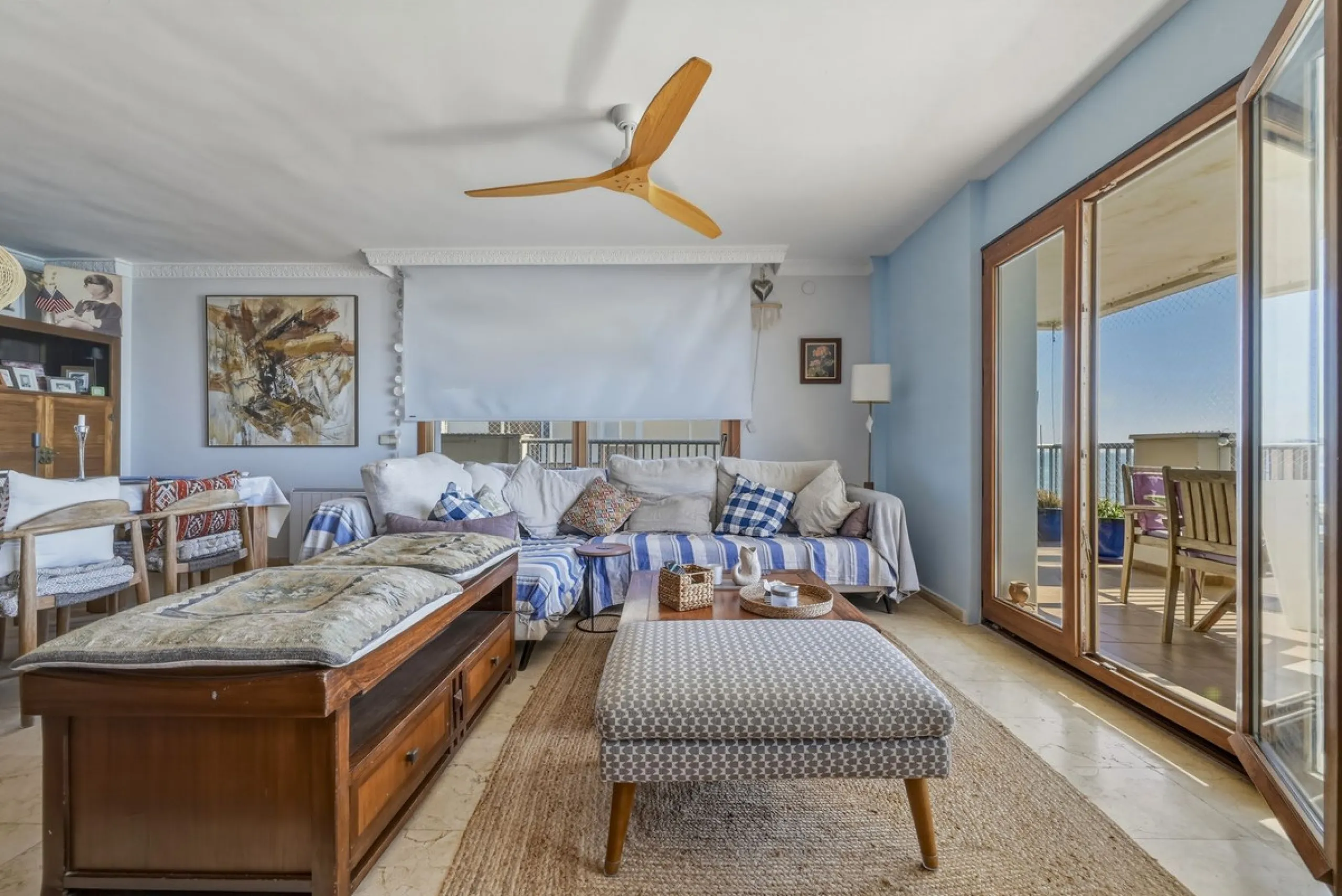 Apartment - Penthouse в продаже в Fuengirola, Málaga. В доме 2 спален и 3 ванных комнат. Площадь дома 140 м²