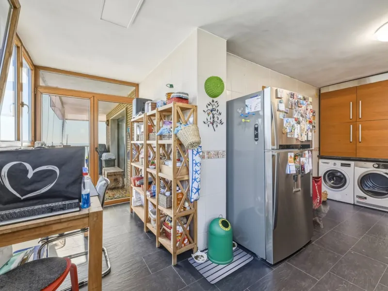 Apartment - Penthouse в продаже в Fuengirola, Málaga. В доме 2 спален и 3 ванных комнат. Площадь дома 140 м²