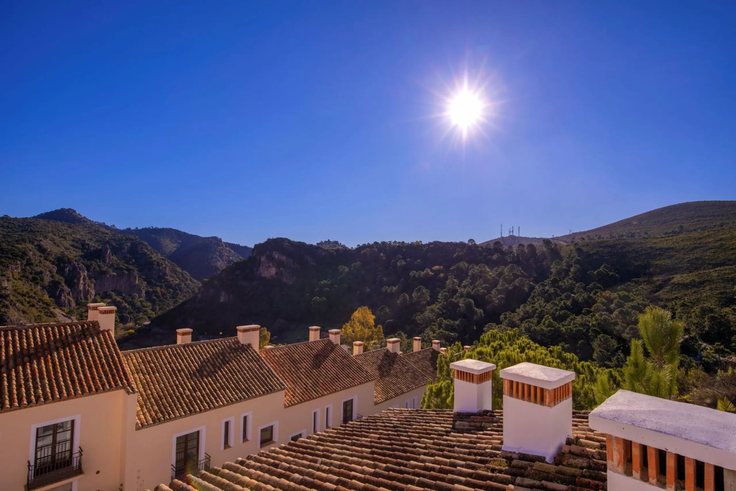 Exclusive property just a 3-minute walk from the centre of Benahavís