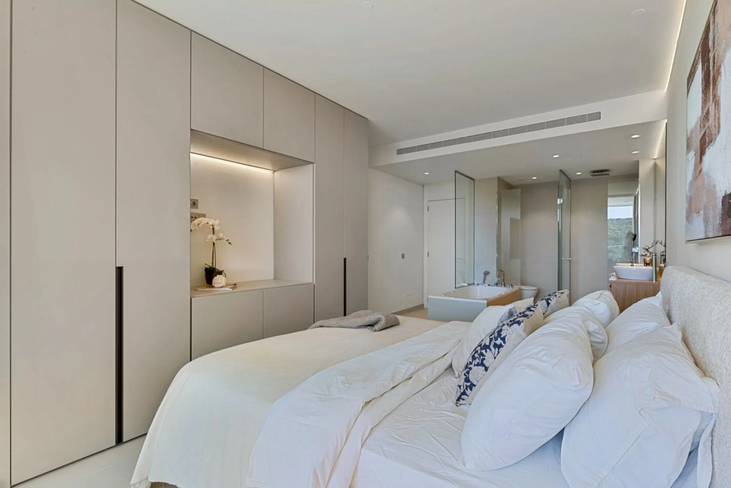 Modern Family Living with Resort-Style Comfort in Higuerón