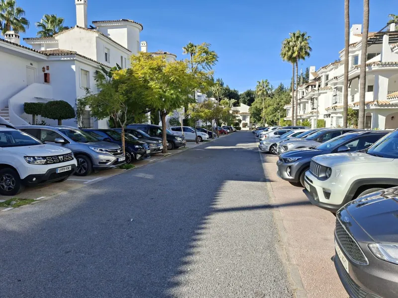 Apartment - Ground Floor Apartment в продаже в Marbella, Málaga. В доме 1 спален и 1 ванных комнат. Площадь дома 91 м²