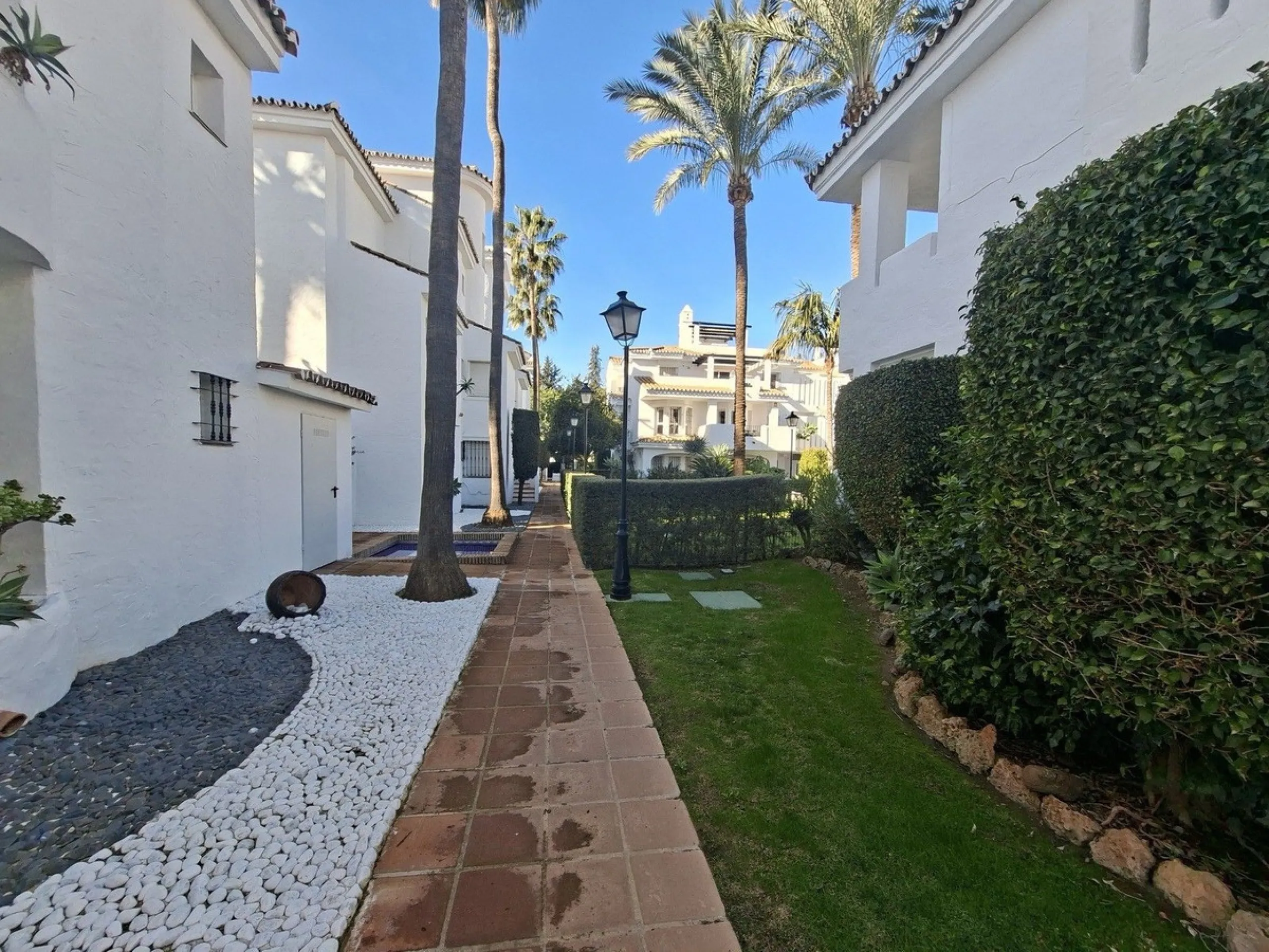 Apartment - Ground Floor Apartment в продаже в Marbella, Málaga. В доме 1 спален и 1 ванных комнат. Площадь дома 91 м²